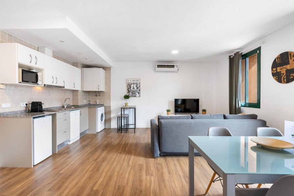 Lodging Apartments Liceu G1 Barselona Dış mekan fotoğraf