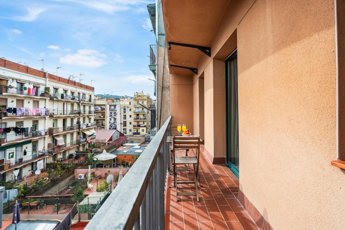 Lodging Apartments Liceu G1 Barselona Dış mekan fotoğraf