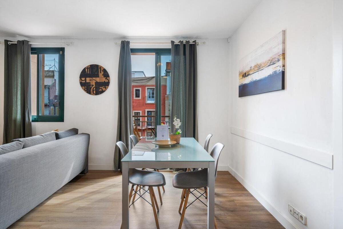 Lodging Apartments Liceu G1 Barselona Dış mekan fotoğraf
