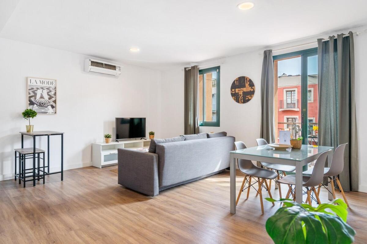 Lodging Apartments Liceu G1 Barselona Dış mekan fotoğraf